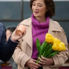 Moira Kelly Love of the Irish Coat