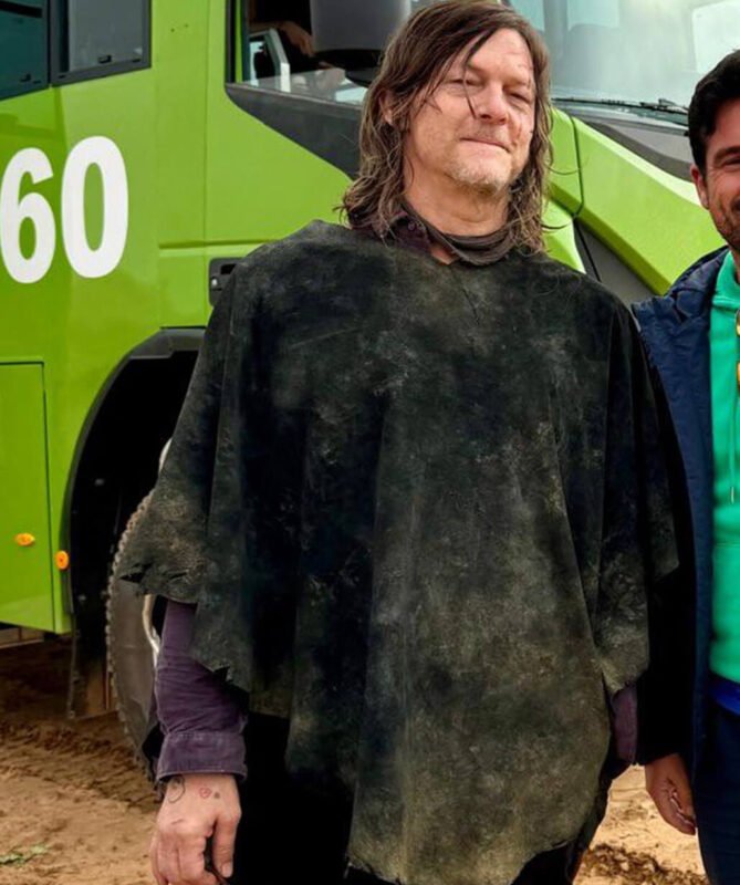Norman Reedus The Walking Dead: Daryl Dixon S03 Black Poncho